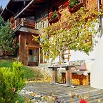 Almdorf - Luxus Huettenurlaub * Flachau