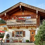 Almdorf - Luxus Huettenurlaub Flachau