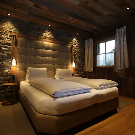 Almdorf - Luxus Huettenurlaub シャレー フラッハウ