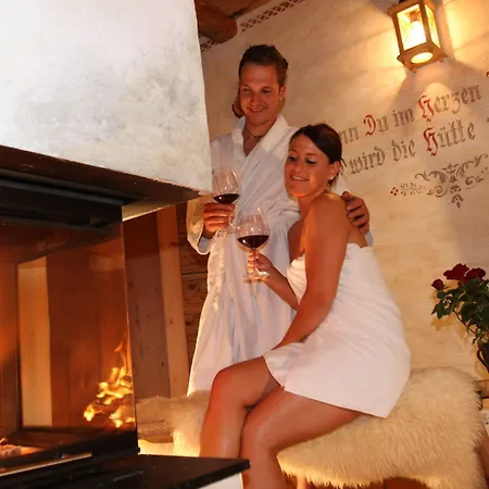 Almdorf - Luxus Huettenurlaub فلاخاو