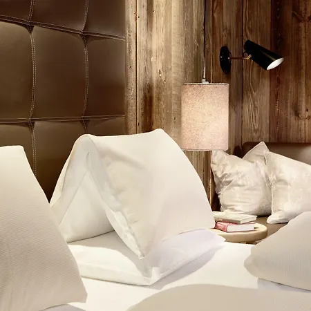 Chalet Almdorf - Luxus Huettenurlaub