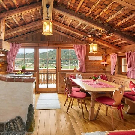 Almdorf - Luxus Huettenurlaub Chalet *