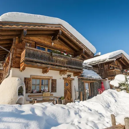 Almdorf - Luxus Huettenurlaub * Flachau